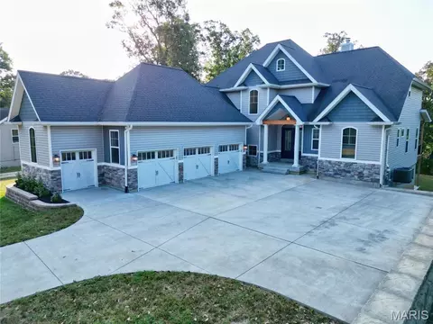 Exterior - 35 Brierfield Ct, Troy, MO 63379 photo 3 of 11