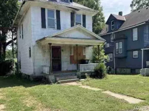3237 Wabash Ave, Kansas City, MO 64109