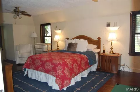 Bedroom - 324 W 6th St, Washington, MO 63090 photo 1 of 2