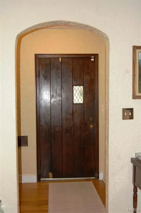 Entry Way - 324 W 6th St, Washington, MO 63090 photo 6 of 6