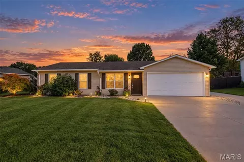 6905 W Main St, Maryville, IL 62062