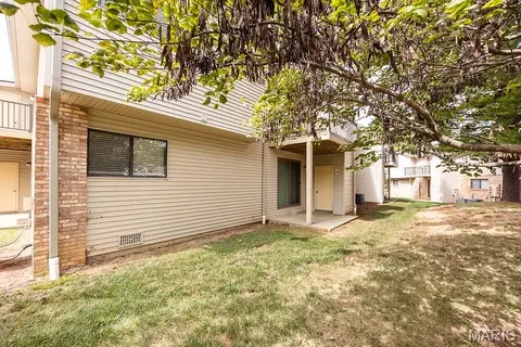 Exterior - 243 Eagle Rdg, O'fallon, IL 62269 photo 4 of 4