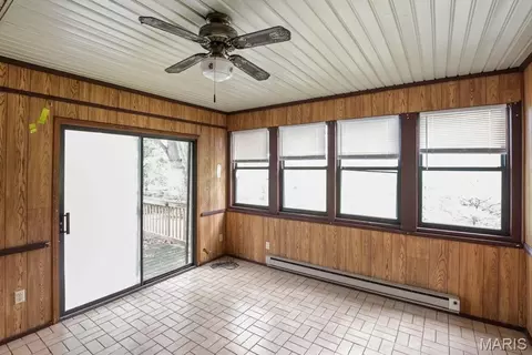 Exterior - 1476 E Springfield Rd, Sullivan, MO 63080 photo 3 of 5