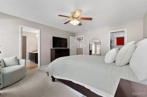 Bedroom - 609 Spring Mnr, O'fallon, MO 63368 photo 2 of 6