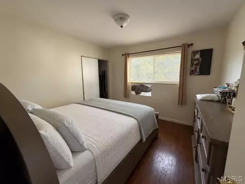 Bedroom - 3560 Dixie Dr, Saint Ann, MO 63074 photo 2 of 2