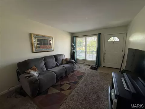 Living - 3560 Dixie Dr, Saint Ann, MO 63074 photo 2 of 2