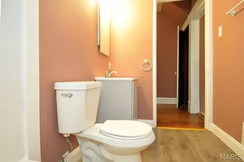 Bath - 9129 S 9131 S Broadway St, Lemay, MO 63125 photo 2 of 4