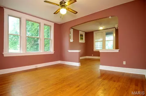 Living - 9129 S 9131 S Broadway St, Lemay, MO 63125 photo 3 of 7