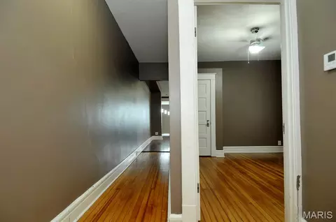 Entry Way - 9129 S 9131 S Broadway St, Lemay, MO 63125 photo 5 of 6