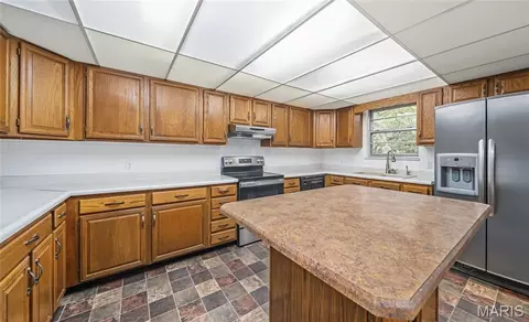 Kitchen - 12650 County Road 8010, Rolla, MO 65401 photo 2 of 4