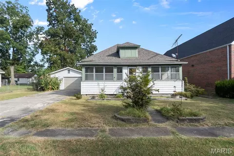 104 5th St, Portageville, MO 63873