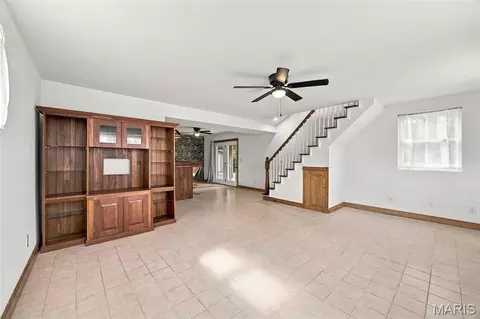 Living - 1333 S Highway 19, Hermann, MO 65041 photo 7 of 7