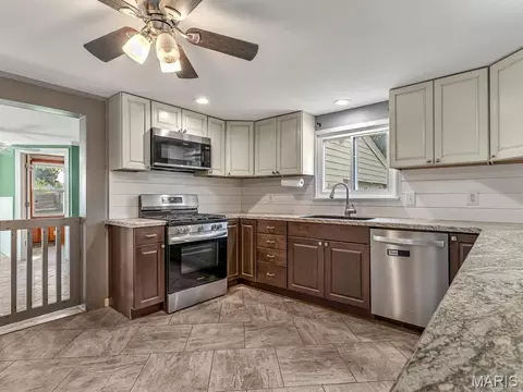 Kitchen - 458 N Library St, Waterloo, IL 62298 photo 1 of 3