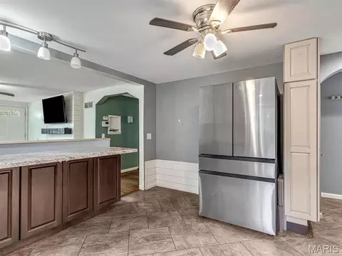 Kitchen - 458 N Library St, Waterloo, IL 62298 photo 3 of 3