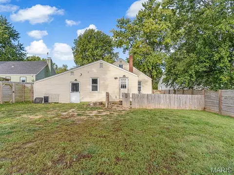 Other - 458 N Library St, Waterloo, IL 62298 photo 9 of 10