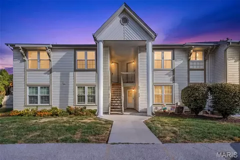 678 Sugar Trail Ct #5, Saint Peters, MO 63376