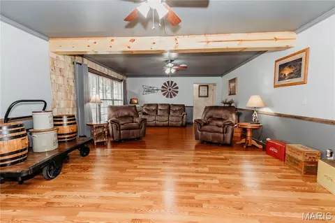 Living - 103 Qc Ln, Dixon, MO 65459 photo 2 of 5