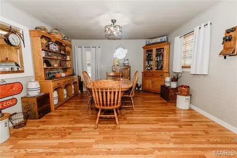 Dining - 103 Qc Ln, Dixon, MO 65459 photo 2 of 5