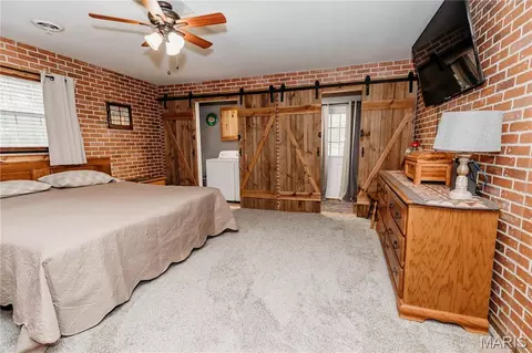 Bedroom - 103 Qc Ln, Dixon, MO 65459 photo 2 of 9