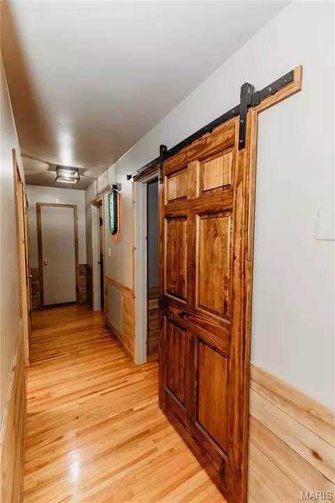 Entry Way - 103 Qc Ln, Dixon, MO 65459 photo 6 of 10