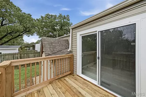 Exterior - 2336 Jackson Dr, Arnold, MO 63010 photo 3 of 8