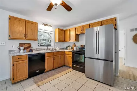 Kitchen - 4651 Skyview Dr, Arnold, MO 63010 photo 1 of 3