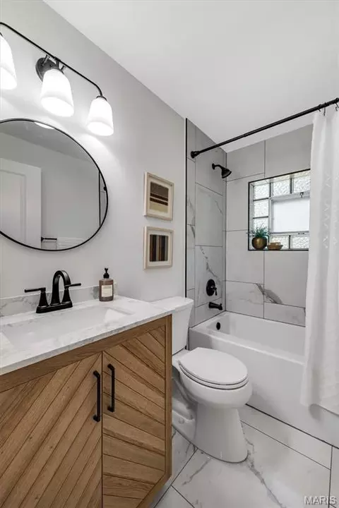 Bath - 4651 Skyview Dr, Arnold, MO 63010 photo 1 of 1