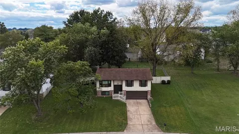 View/Area - 717 Cypress Dr, Pacific, MO 63069 photo 1 of 3