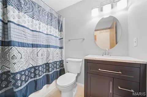 Bath - 717 Cypress Dr, Pacific, MO 63069 photo 1 of 2