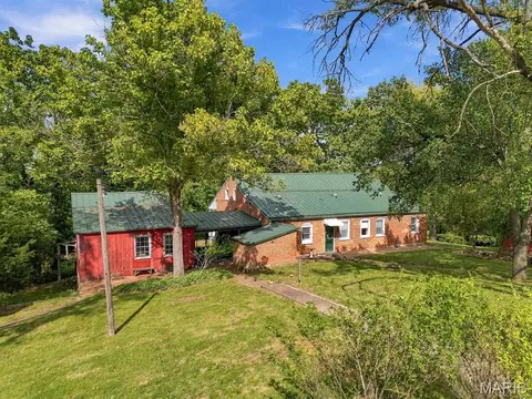 Exterior - 205 E 8th St, Hermann, MO 65041 photo 10 of 29