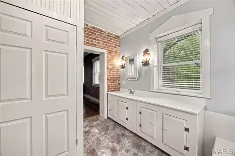 Bath - 205 E 8th St, Hermann, MO 65041 photo 2 of 5