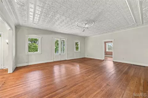 Living - 205 E 8th St, Hermann, MO 65041 photo 2 of 5
