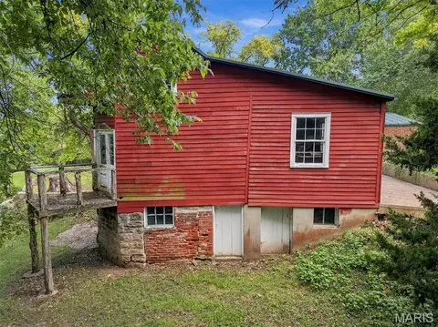 Exterior - 205 E 8th St, Hermann, MO 65041 photo 13 of 29