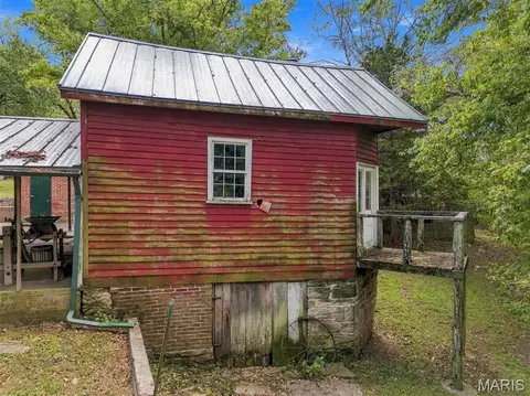 Exterior - 205 E 8th St, Hermann, MO 65041 photo 12 of 29