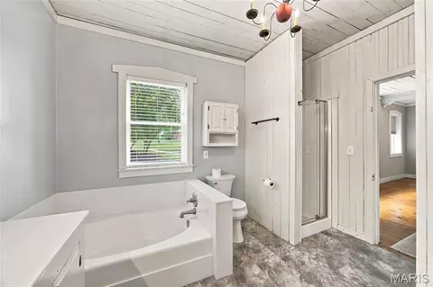 Bath - 205 E 8th St, Hermann, MO 65041 photo 1 of 5