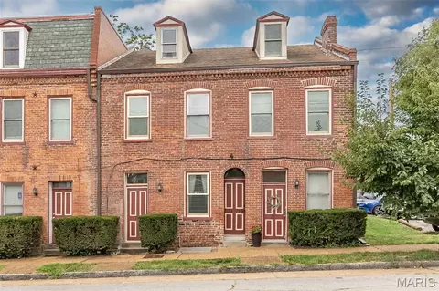 708 Soulard St #708A, Saint Louis, MO 63104