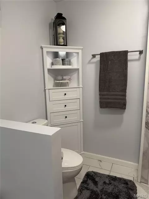 Bath - 803 Bradley Ln, Fulton, MO 65251 photo 7 of 16