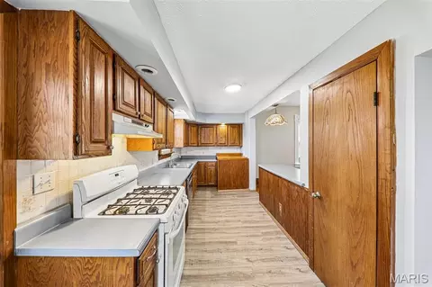 Kitchen - 509 E 4th North St, Mount Olive, IL 62069 photo 1 of 5
