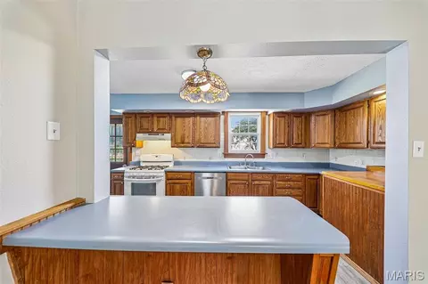 Kitchen - 509 E 4th North St, Mount Olive, IL 62069 photo 4 of 5