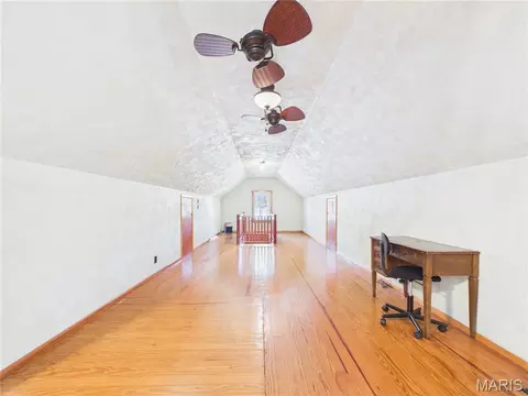 Entry Way - 901 E Main St, Steeleville, IL 62288 photo 1 of 2
