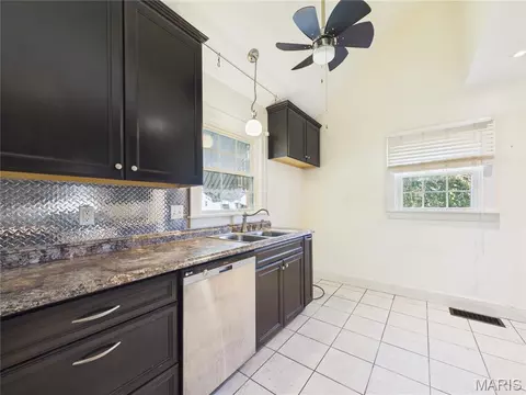 Kitchen - 901 E Main St, Steeleville, IL 62288 photo 2 of 4