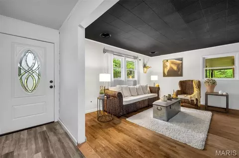 Entry Way - 3835 Highway C, Leslie, MO 63056 photo 1 of 1