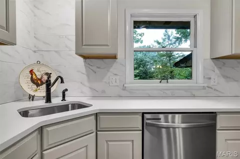 Kitchen - 3835 Highway C, Leslie, MO 63056 photo 2 of 2