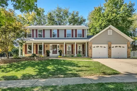 1826 Red Clover Dr, Florissant, MO 63031