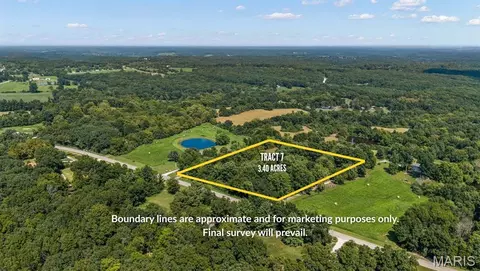 3735 State Road Aa # -A, Holts Summit, MO 65043