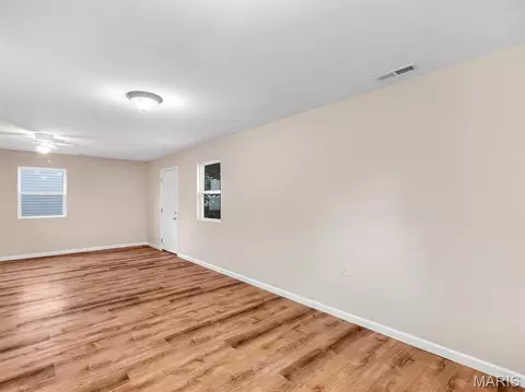 Living - 609 S 2nd St, Pacific, MO 63069 photo 3 of 3