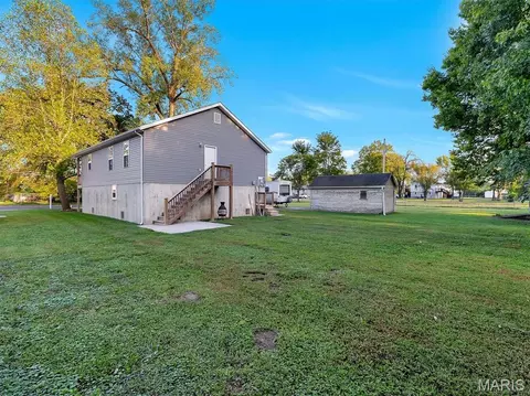 Exterior - 609 S 2nd St, Pacific, MO 63069 photo 1 of 4