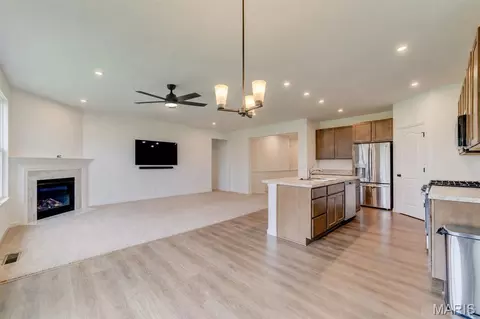 Living - 327 Dalriada Blvd, O'fallon, MO 63368 photo 1 of 1