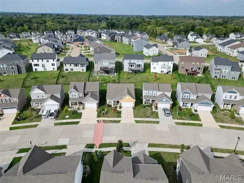 View/Area - 327 Dalriada Blvd, O'fallon, MO 63368 photo 2 of 4