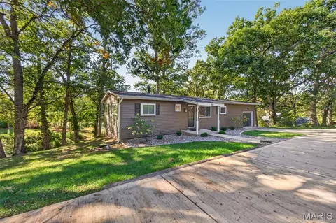 Exterior - 507 Charlotte Pl, O'fallon, MO 63366 photo 3 of 15